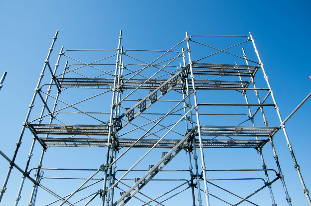 くさび緊結式足場の仕組み・特徴・タイプ構成とは